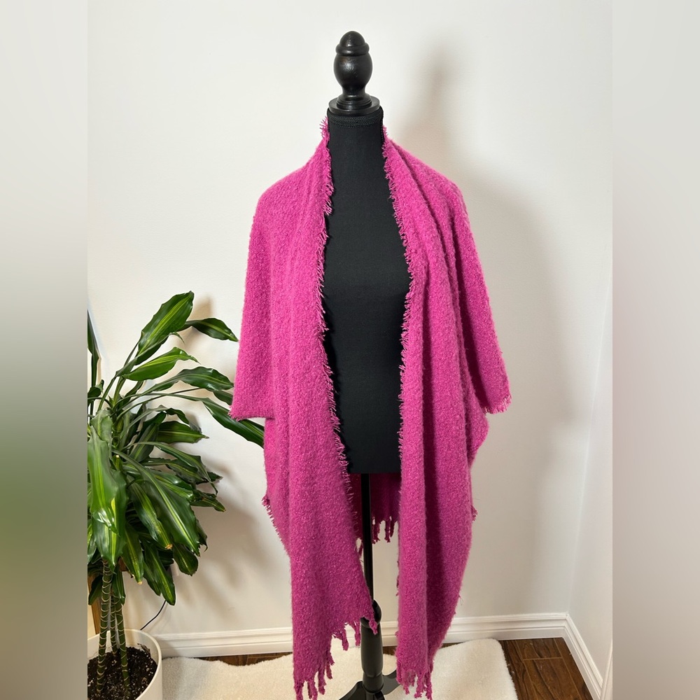 NWT Free Threads hot pink shawl